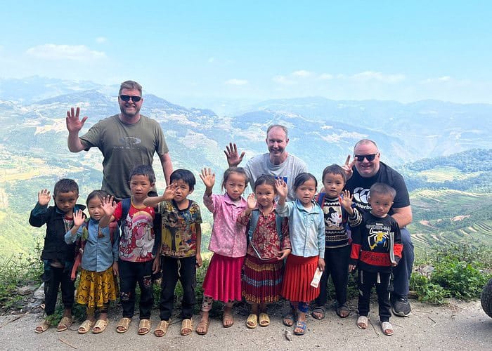 ha-giang-loop-bus-tour