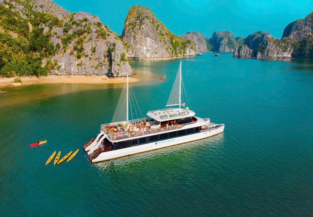 Catba Catamaran Lan Ha Bay
